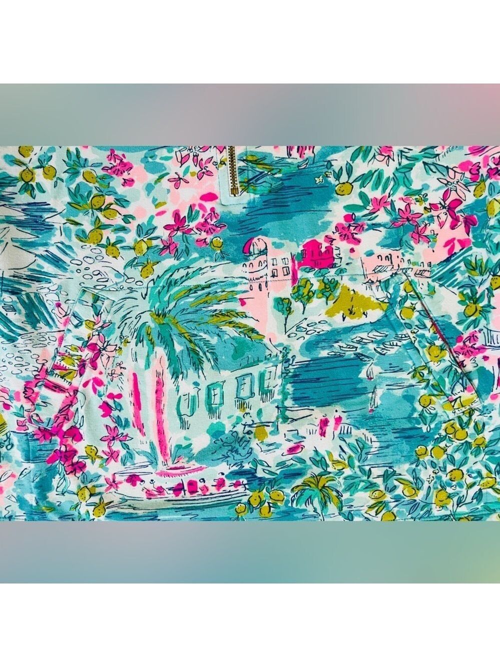 Lilly Pulitzer Skipper Popover
Rare Print Postcards From Positano
UPF 50+
Small - Picture 9 of 9